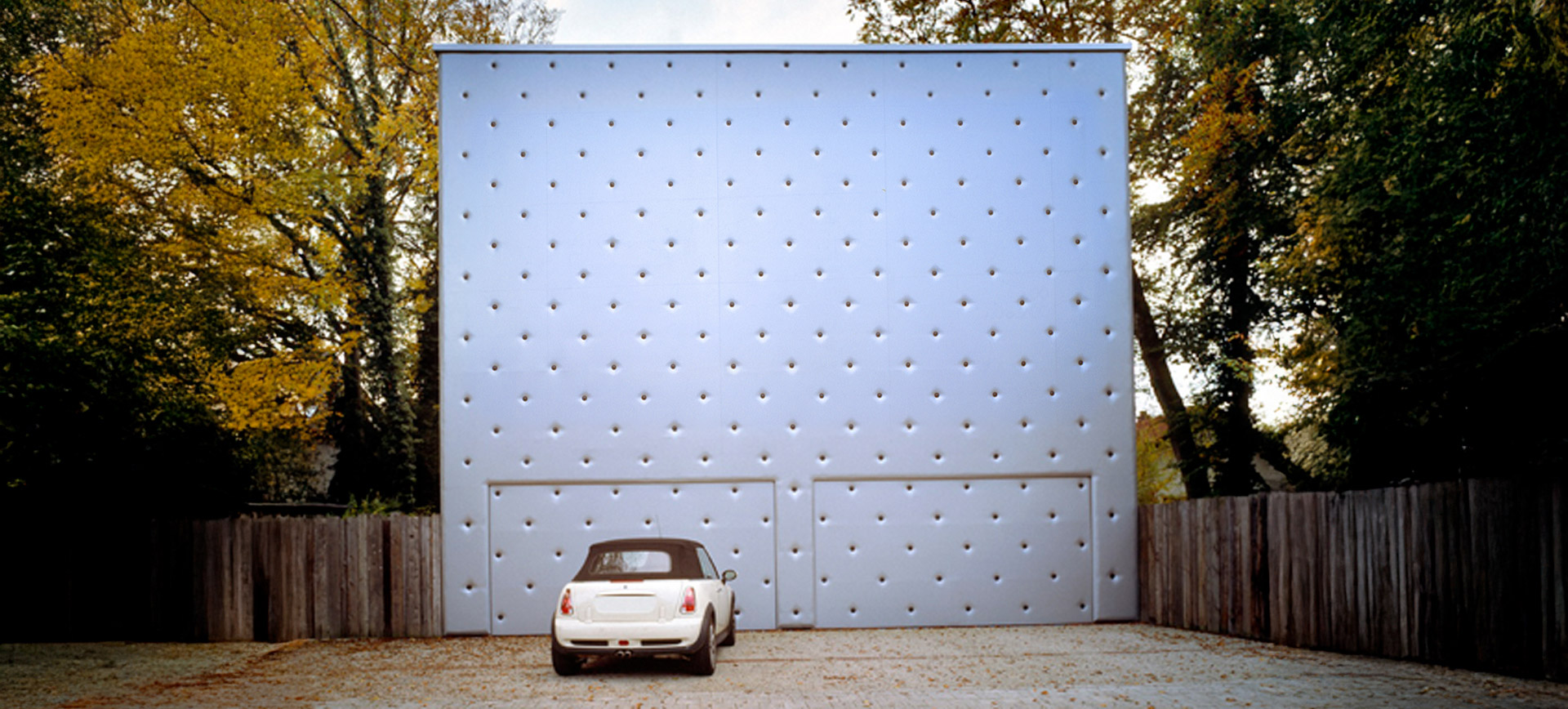 RH-barc01_Exhibition_Header2